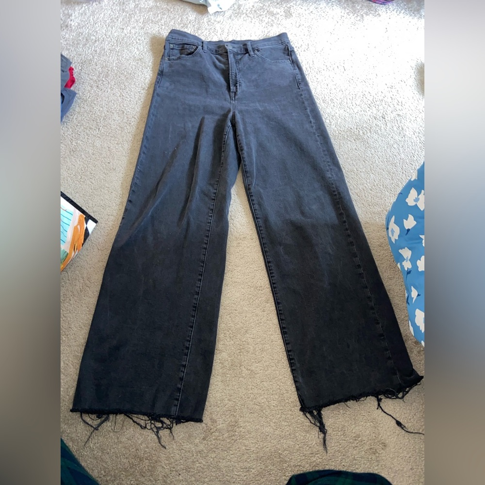 Size 31/12 Gap denim! Black flare wide leg